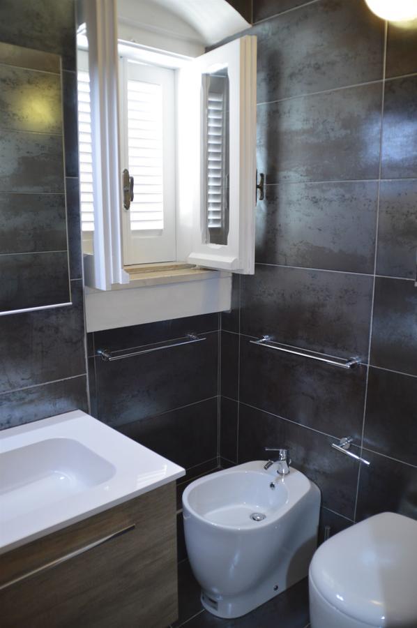 Suite White House Trani Exterior foto